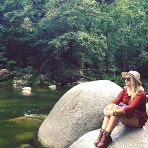 Meet your Posher, La - Picture 1 of 1